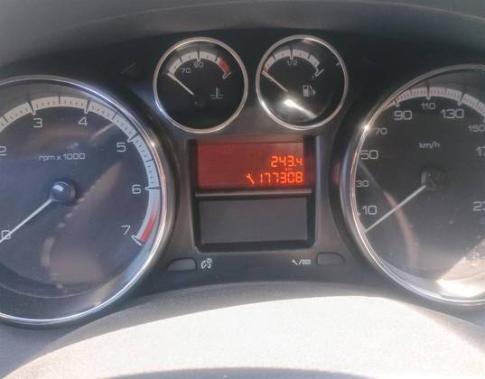 PEUGEOT 308 1.6 ALLURE 16V FLEX 4P MANUAL PEUGEOT 308 1.6 ALLURE 16V FLEX 4P MANUAL